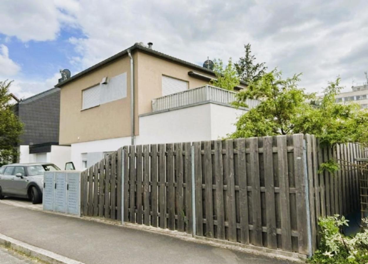 Sylvis Home Zentral Gelegenes Ferienhaus In Ruhiger Lage Fuerth Exterior photo